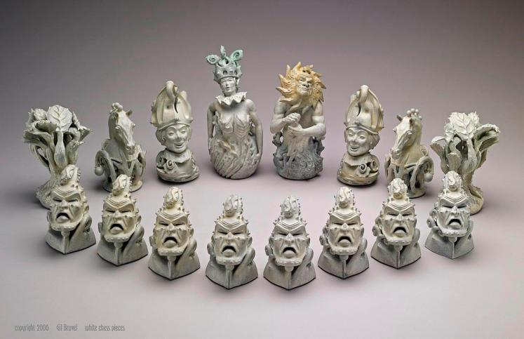 Gil Bruvel Chess Set White